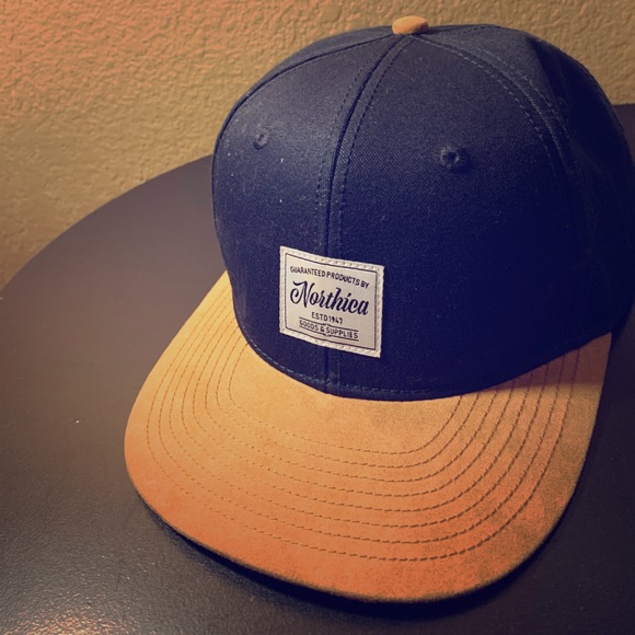 Other - Snap back (Never worn)